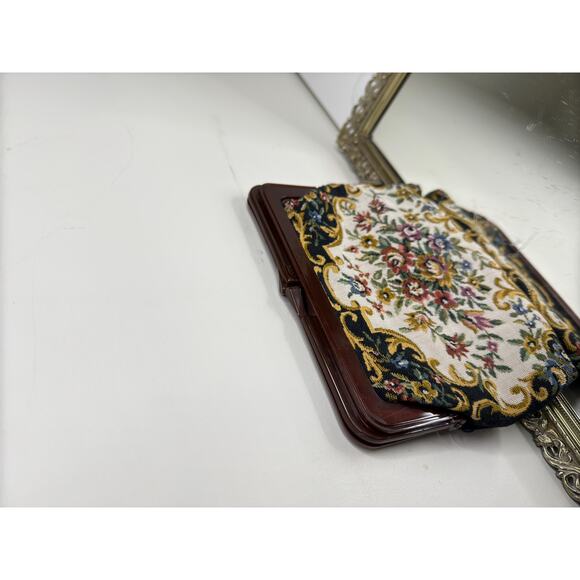 1980s Petit Point Berta Floral Style Tapestry Clutch - Picture 4 of 10